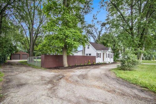 102-Danita-Burgh-Images