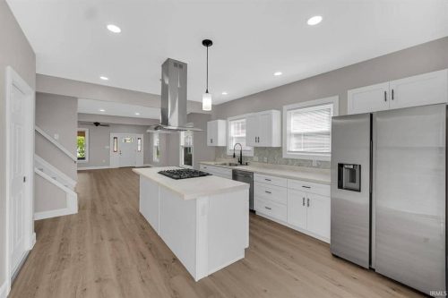 114-Danita-Burgh-Images