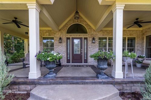 Burgh-Realty-12-brick-front