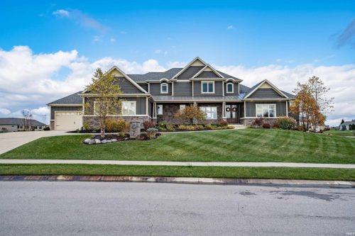Burgh-Realty-13-Blue-House-front
